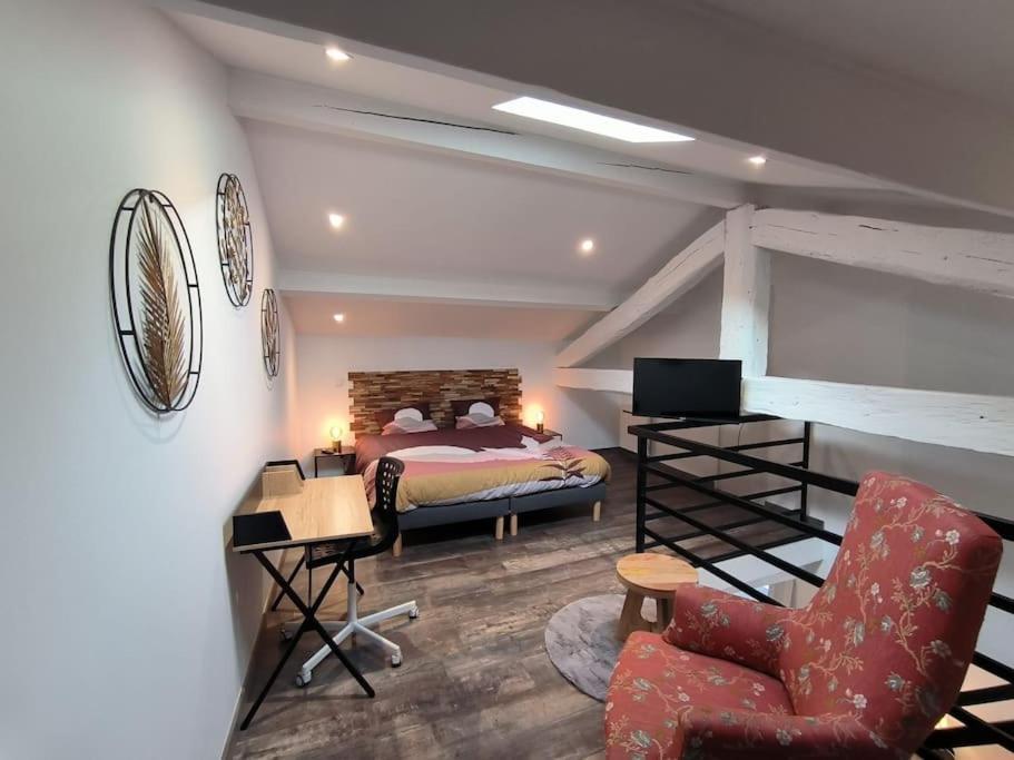 Ferienwohnung T2 -55M2- Elegant Et Chaleureux Montbrison Exterior foto