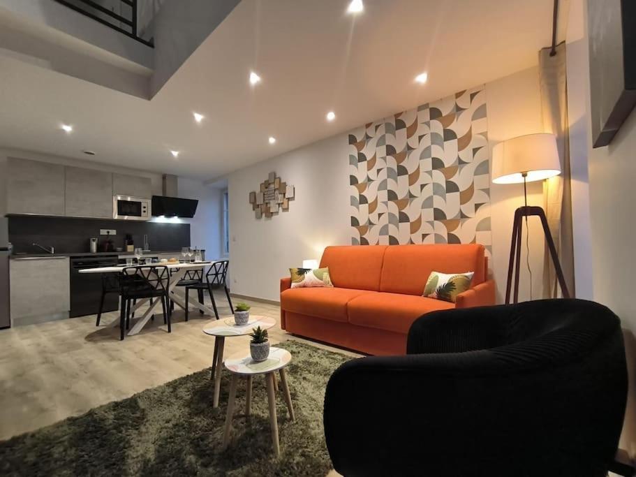 Ferienwohnung T2 -55M2- Elegant Et Chaleureux Montbrison Exterior foto